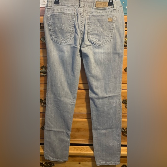 Miss Me Sunny Skinny - Picture 2 of 7